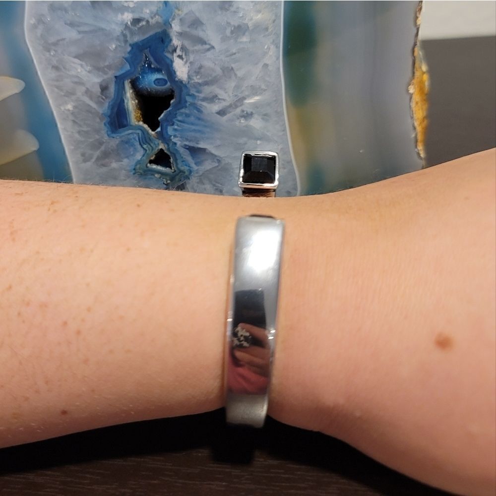 DIANE Von FURSTENBERG Cuff Bracelet - Picture 6 of 7